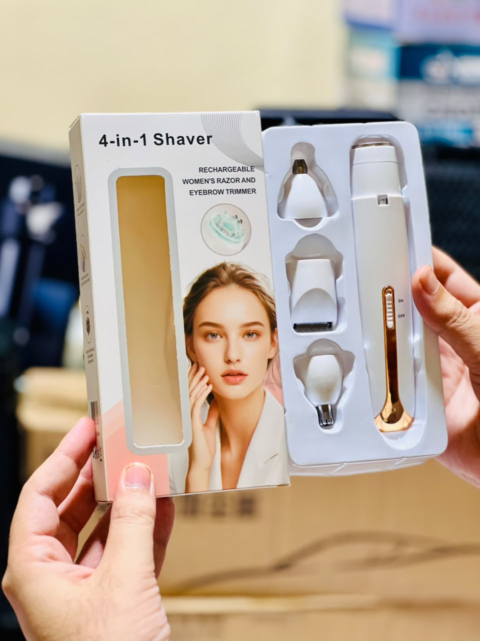 Flawless 4 in 1 Rechargeable Hair Remover for Women